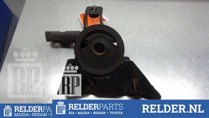 Used Engine mount Mazda 323 Fastbreak (BJ14) 1.6 16V Price € 27,00 Margin scheme offered by Relder Parts B.V.