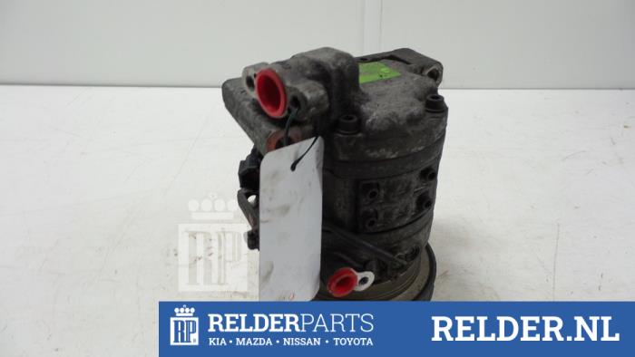 Usagé Pompe clim Nissan Almera (N15) 1.4 LX 16V Prix € 68,00 Règlement à la marge proposé par Relder Parts B.V.