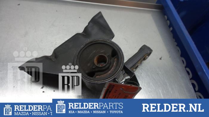 Used Engine mount Mazda 323 Fastbreak (BJ14) 1.6 16V Price € 27,00 Margin scheme offered by Relder Parts B.V.