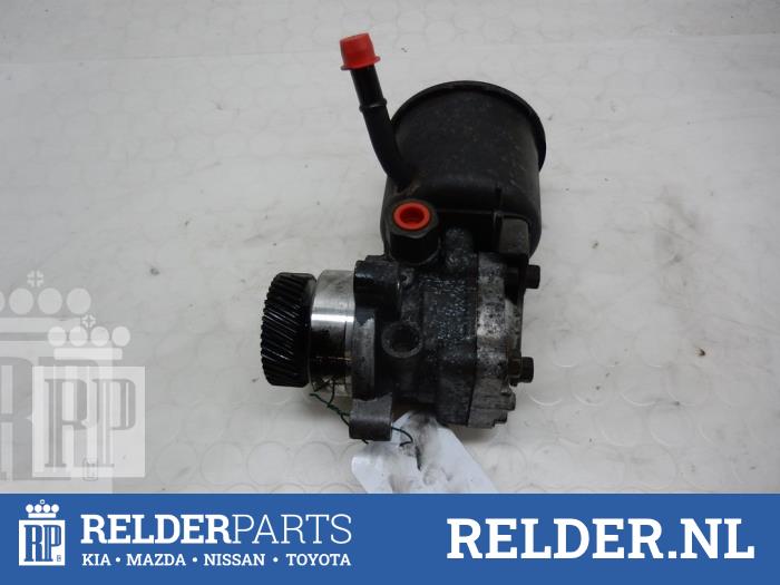 Usagé Pompe de direction Mazda 323 Fastbreak (BJ14) 2.0 DTiD 16V Prix € 45,00 Règlement à la marge proposé par Relder Parts B.V.