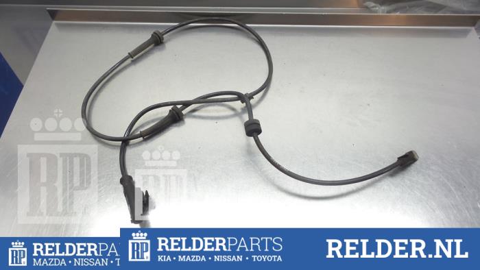 Begagnade ABS-sensor Nissan Micra (K12) 1.2 16V Pris € 27,00 Marginaltabell erbjuds av Relder Parts B.V.