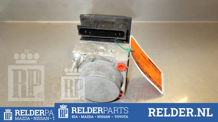 Używane Sterownik ABS Nissan Note (E11) 1.5 dCi 86 Cena € 60,00 Procedura marży oferowane przez Relder Parts B.V.