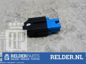 Used AIH headlight switch Toyota Yaris Verso (P2) 1.4 D-4D Price € 18,00 Margin scheme offered by Relder Parts B.V.