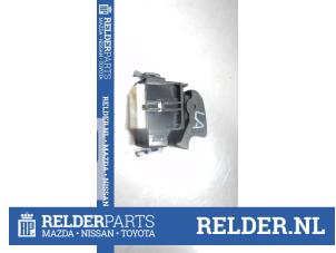 Używane Przelacznik elektrycznej szyby Toyota Land Cruiser 90 (J9) 3.0 D-4D 16V Cena € 23,00 Procedura marży oferowane przez Relder Parts B.V.