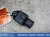 Airbag sensor from a Toyota Corolla Verso (R10/11) 2.2 D-4D 16V 2006