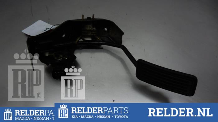 Begagnade Gaspedalsensor Toyota Corolla (E12) 2.0 D-4D 16V 116 Pris € 54,00 Marginaltabell erbjuds av Relder Parts B.V.