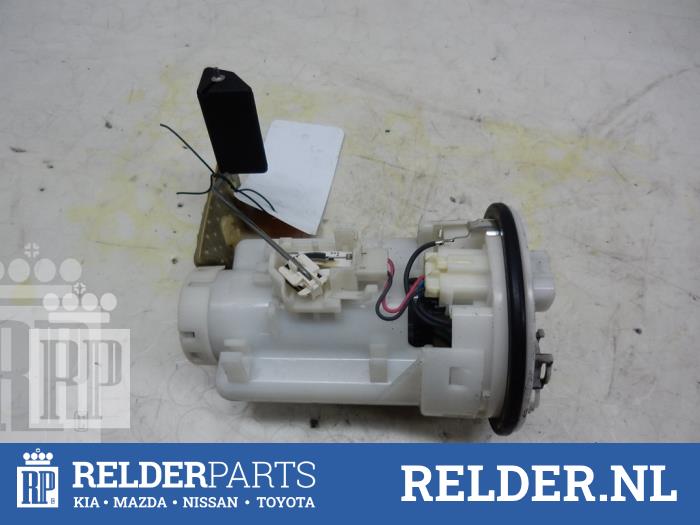 Gebrauchte Kraftstoffpumpe Elektrisch Toyota Corolla Verso (R10/11) 1.8 16V VVT-i Preis € 35,00 Margenregelung angeboten von Relder Parts B.V.