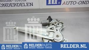 Używane Mechanizm szyby lewej tylnej wersja 4-drzwiowa Toyota Land Cruiser (J12) 3.0 D-4D 16V Cena € 36,00 Procedura marży oferowane przez Relder Parts B.V.