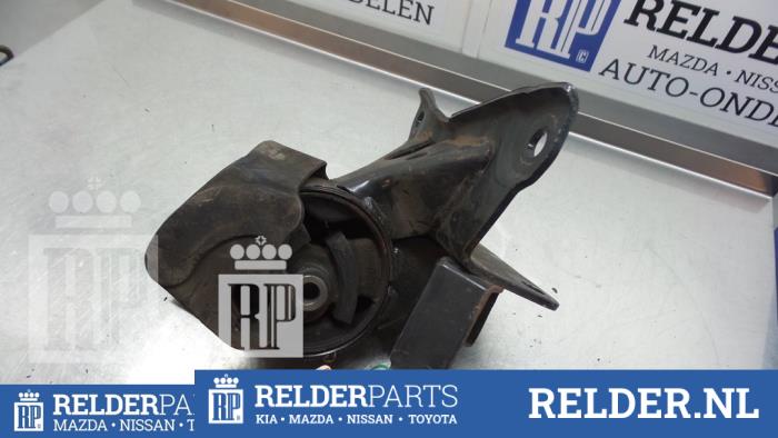 Usagé Support moteur Nissan Almera Tino (V10M) 2.0 16V CVT Prix € 27,00 Règlement à la marge proposé par Relder Parts B.V.