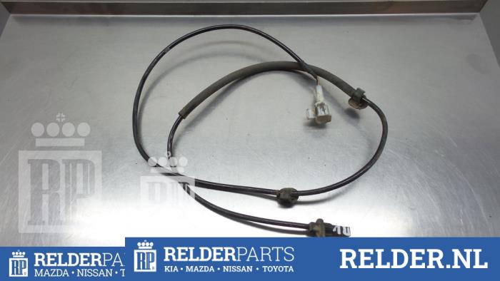 Begagnade ABS-sensor Toyota Yaris II (P9) 1.4 D-4D Pris € 36,00 Marginaltabell erbjuds av Relder Parts B.V.