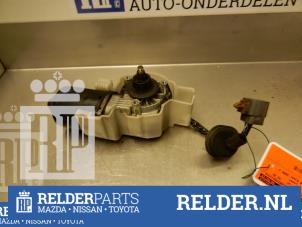 Gebrauchte Scheibenwischermotor vorne Mazda MPV (LW19/69) 2.0 CiTD 16V Preis € 36,00 Margenregelung angeboten von Relder Parts B.V.