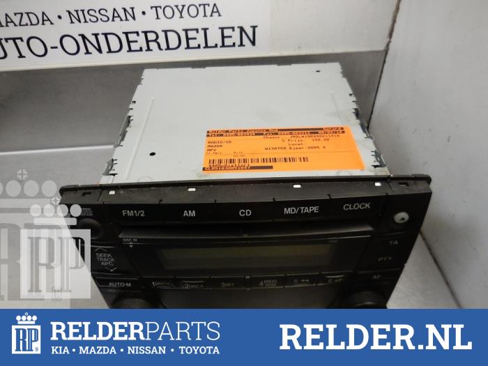 Używane Radioodtwarzacz CD Mazda MPV (LW19/69) 2.0 CiTD 16V Cena € 90,00 Procedura marży oferowane przez Relder Parts B.V.