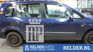 Używane Drzwi prawe przednie wersja 4-drzwiowa Mazda Premacy 2.0 16V Cena € 81,00 Procedura marży oferowane przez Relder Parts B.V.