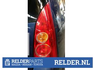Używane Tylne swiatlo pozycyjne prawe Mazda Premacy 2.0 16V Cena € 30,00 Procedura marży oferowane przez Relder Parts B.V.