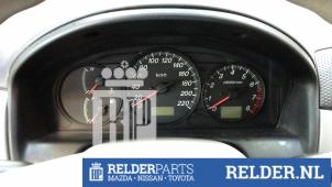 Usagé Instrument de bord Mazda Premacy 2.0 16V Prix € 45,00 Règlement à la marge proposé par Relder Parts B.V.