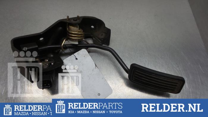 Begagnade Gaspedalsensor Toyota Corolla Verso (E12) 2.0 D-4D 16V 90 Pris € 54,00 Marginaltabell erbjuds av Relder Parts B.V.