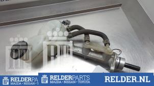 Używane Glówny cylinder hamulcowy Toyota Avensis Verso (M20) 2.0 16V VVT-i D-4 Cena € 36,00 Procedura marży oferowane przez Relder Parts B.V.