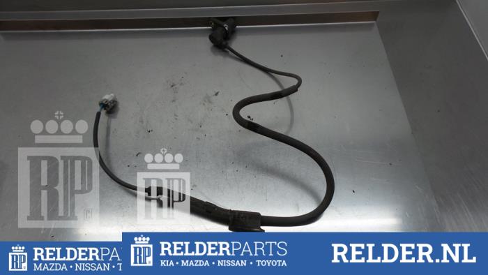 Begagnade ABS-sensor Toyota Avensis Verso (M20) 2.0 16V VVT-i D-4 Pris € 27,00 Marginaltabell erbjuds av Relder Parts B.V.