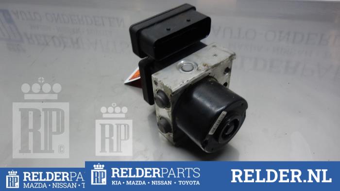 Begagnade ABS-pump Mazda 3 Sport (BK) 1.6 CiTD 16V Pris € 68,00 Marginaltabell erbjuds av Relder Parts B.V.