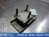 Engine mount from a Nissan Pathfinder (R51) 2.5 dCi 16V 4x4 2007