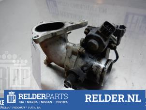 Boitier papillon d'un Toyota Avensis Verso (M20) 2.0 D-4D 16V 2004