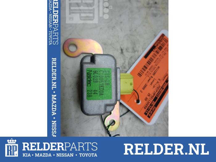 Begagnade Airbagsensor Mazda Premacy 1.8 16V Exclusive HP Pris € 23,00 Marginaltabell erbjuds av Relder Parts B.V.