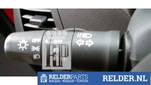 Usagé Commutateur feu clignotant Nissan Micra (K12) 1.2 16V Prix € 36,00 Règlement à la marge proposé par Relder Parts B.V.