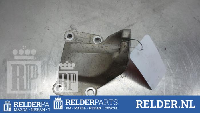 Used Engine mount Nissan 350 Z (Z33) 3.5 V6 24V Price € 27,00 Margin scheme offered by Relder Parts B.V.