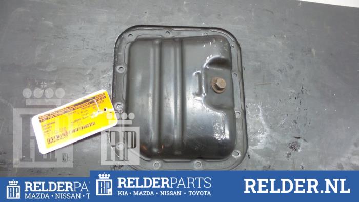 Used Sump Toyota Yaris III (P13) 1.4 D-4D-F Price € 45,00 Margin scheme offered by Relder Parts B.V.