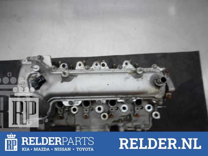 Begagnade Topplock Toyota Yaris III (P13) 1.4 D-4D-F Pris € 150,00 Marginaltabell erbjuds av Relder Parts B.V.
