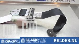Usagé Tendeur de ceinture arrière gauche Toyota Yaris II (P9) 1.0 12V VVT-i Prix € 20,00 Règlement à la marge proposé par Relder Parts B.V.