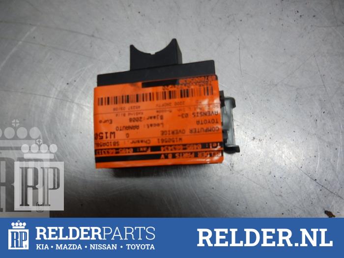 Used Computer, miscellaneous Toyota Avensis (T25/B1D) 2.2 D-4D 16V Price € 90,00 Margin scheme offered by Relder Parts B.V.