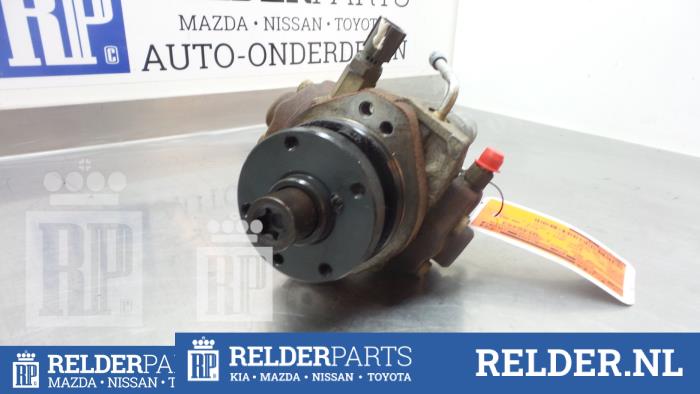 Used Nissan Navara (D40) 2.5 dCi 16V 4x4 Mechanical fuel pump