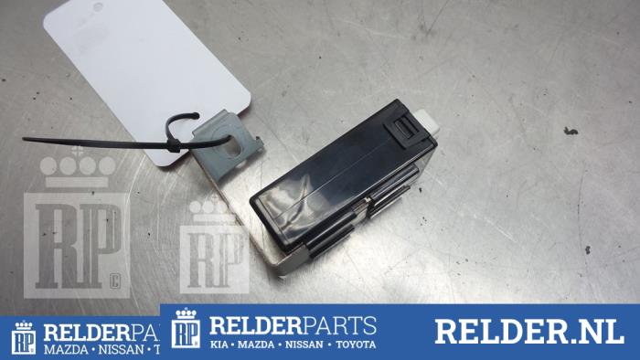 Usagé Ordinateur divers Mazda 5 (CR19) 2.0 CiDT 16V Normal Power Prix € 68,00 Règlement à la marge proposé par Relder Parts B.V.
