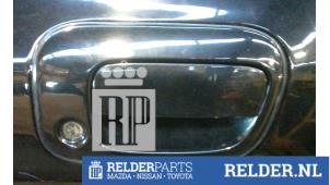 Usagé Poignée hayon Toyota RAV4 (A2) 2.0 D-4D 16V 4x4 Prix € 32,00 Règlement à la marge proposé par Relder Parts B.V.