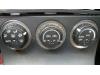 Panel de control de calefacción de un Nissan 350 Z (Z33) 3.5 V6 24V 2004