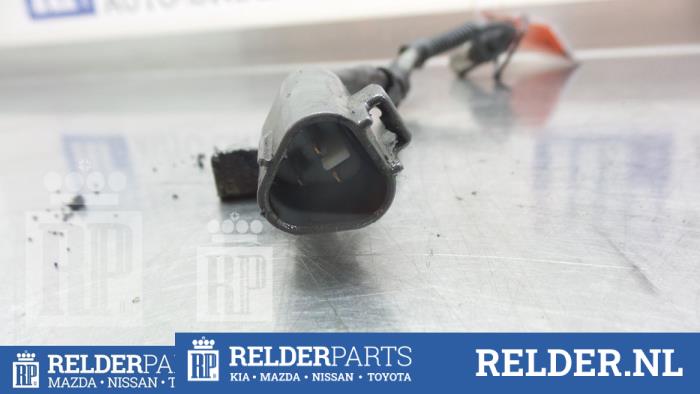 Nockenwelle Sensor van een Toyota RAV4 (A3) 2.2 D-4D 16V 4x4 2008