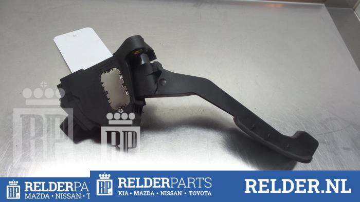Gaspedalposition Sensor van een Toyota Yaris II (P9) 1.3 16V VVT-i 2008