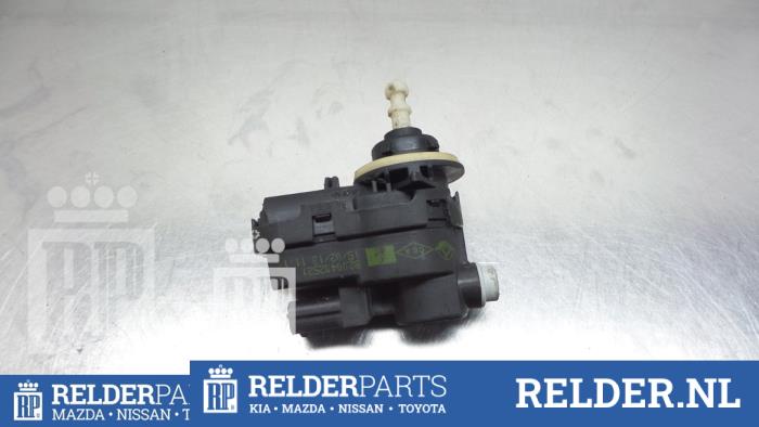 Używane Silnik reflektora Nissan Micra (K13) 1.2 12V Cena € 23,00 Procedura marży oferowane przez Relder Parts B.V.
