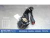 Mazda 3 (BK12) 1.6i 16V Tendeur de ceinture arrière droit