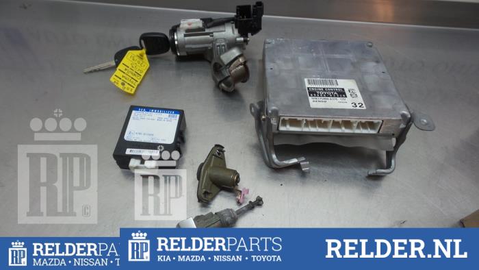 Used Engine management computer Toyota Corolla (E12) 2.0 D-4D 16V 116 Price € 81,00 Margin scheme offered by Relder Parts B.V.