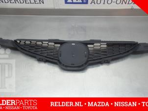 Neue Grill Mazda 2 (DE) 1.3 16V S-VT Preis € 36,30 Mit Mehrwertsteuer angeboten von Relder Parts B.V.