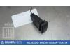 Panic lighting switch from a Toyota Avensis Wagon (T25/B1E) 2.0 16V D-4D 2005