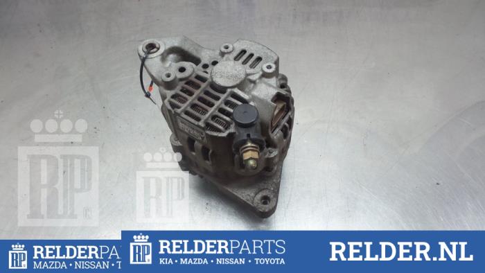 Begagnade Dynamo Nissan Almera Tino (V10M) 2.0 16V CVT Pris € 25,00 Marginaltabell erbjuds av Relder Parts B.V.