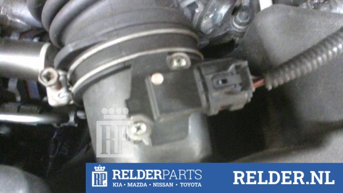 Usagé Débitmètre Toyota Avensis (T27) 2.0 16V D-4D-F Prix € 45,00 Règlement à la marge proposé par Relder Parts B.V.