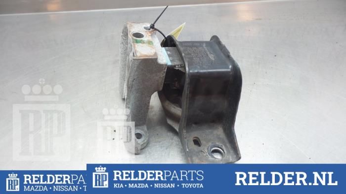 Used Engine mount Nissan Micra (K12) 1.0 16V Price € 27,00 Margin scheme offered by Relder Parts B.V.