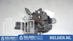 Used Bonnet lock mechanism Toyota HiAce II 2.5 D4-D 95 Price € 27,00 Margin scheme offered by Relder Parts B.V.