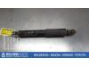 Fronts shock absorber, left from a Toyota HiAce II, 1995 / 2012 2.5 D4-D 95, Minibus, Diesel, 2.494cc, 70kW (95pk), RWD, 2KDFTV, 2006-09 / 2012-12, KLH12; KLH22 2008