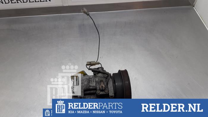 Usagé Compresseur de clim Mazda Premacy 1.8 16V Prix € 45,00 Règlement à la marge proposé par Relder Parts B.V.