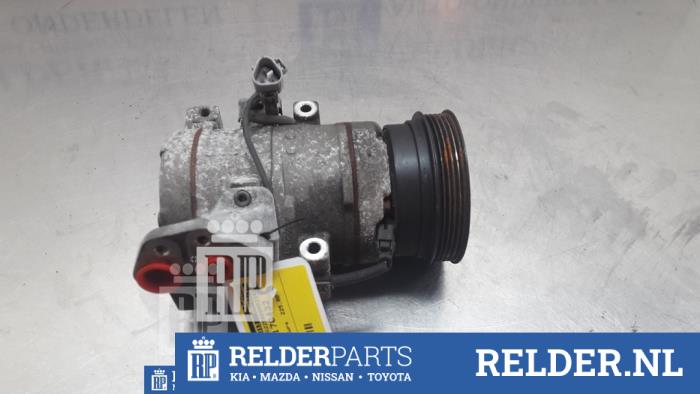 Usagé Compresseur de clim Toyota Avensis Verso (M20) 2.0 D-4D 16V Prix € 113,00 Règlement à la marge proposé par Relder Parts B.V.
